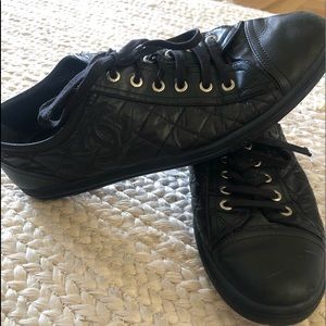 Original CHANEL sneakers in size 40